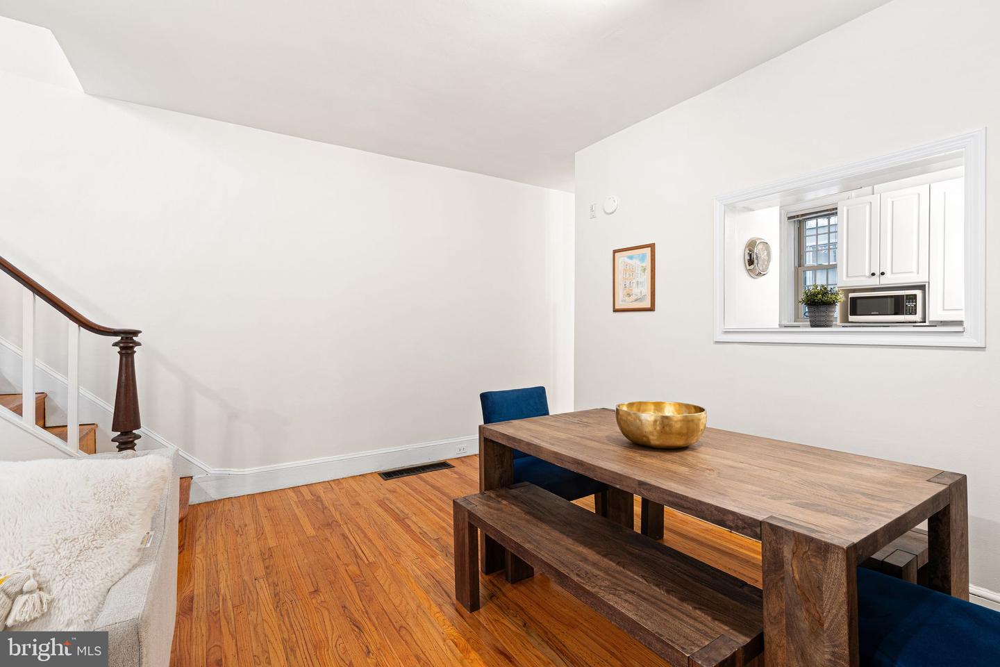 1841 Addison St Property Photo 10