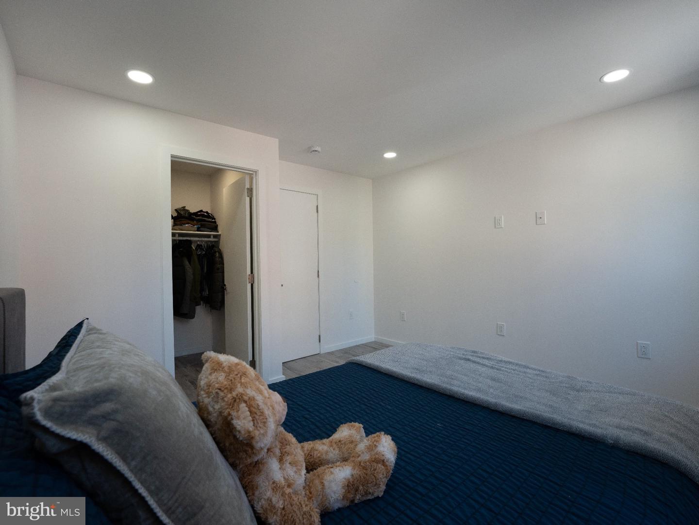 922 W York St Property Photo 16