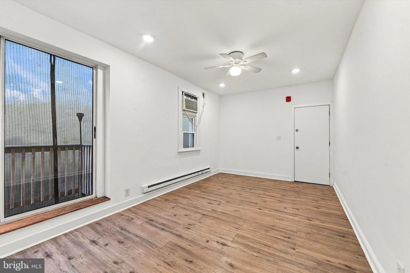 785 S 2nd St #unit 2r Property Photo 13