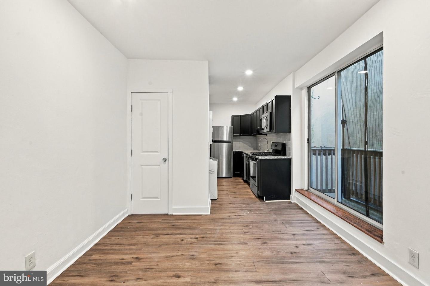 785 S 2nd St #unit 2r Property Photo 15