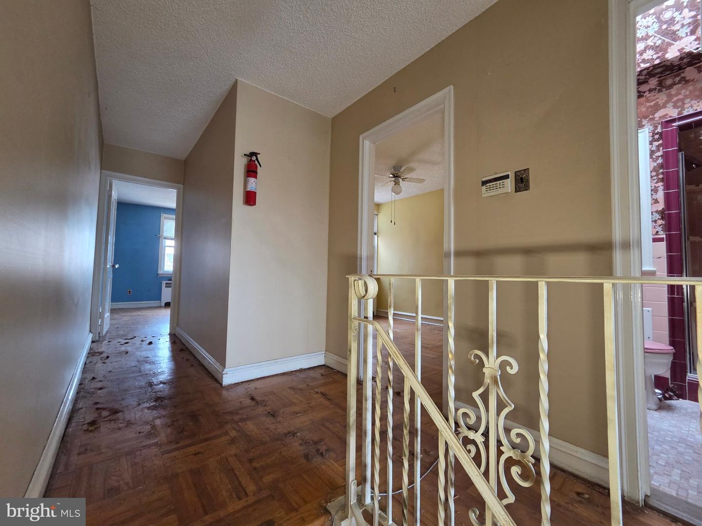6106 Castor Ave Property Photo 20