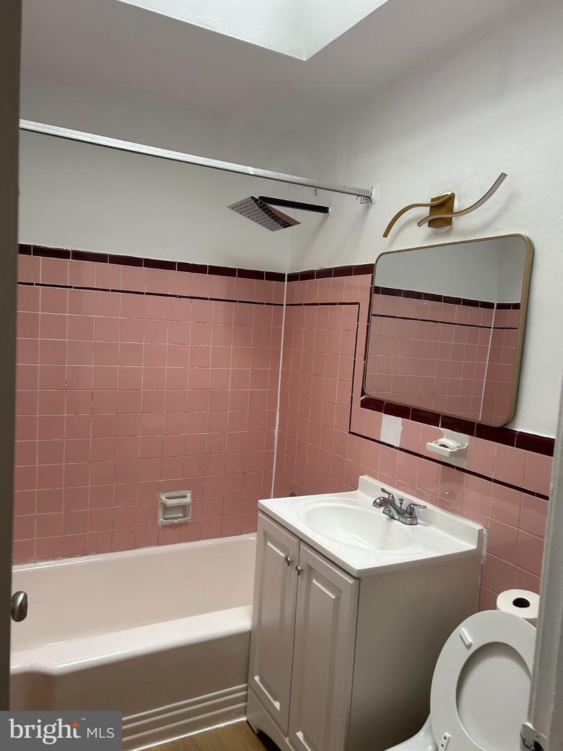 6635 Horrocks St Property Photo 5