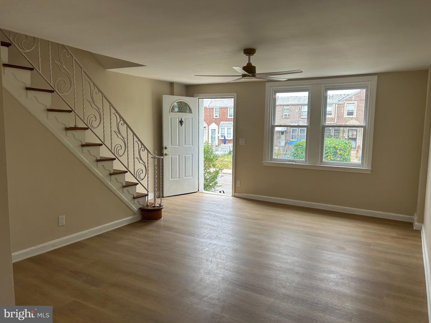 6635 Horrocks St Property Photo 6