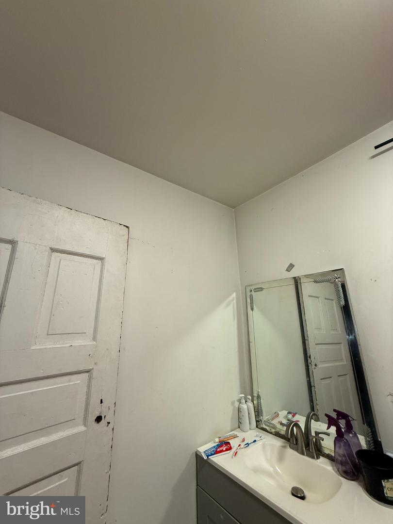 46 N Peach St Property Photo 14