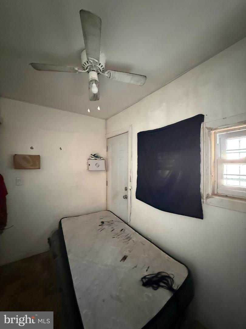46 N Peach St Property Photo 25