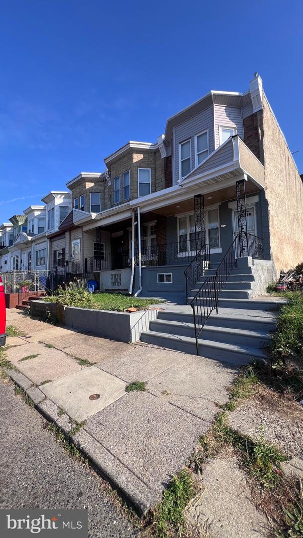 164 W Albanus St Property Photo 2