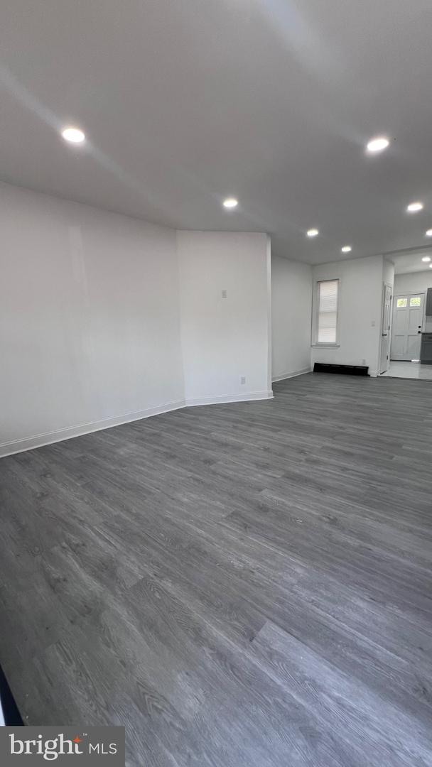 164 W Albanus St Property Photo 5