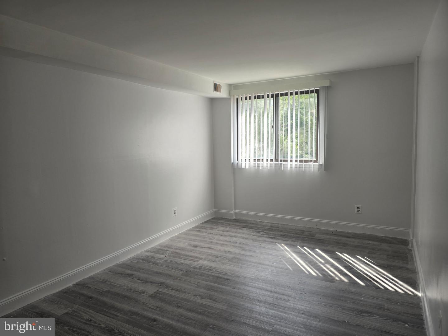 7528 E Roosevelt Blvd S Property Photo 80