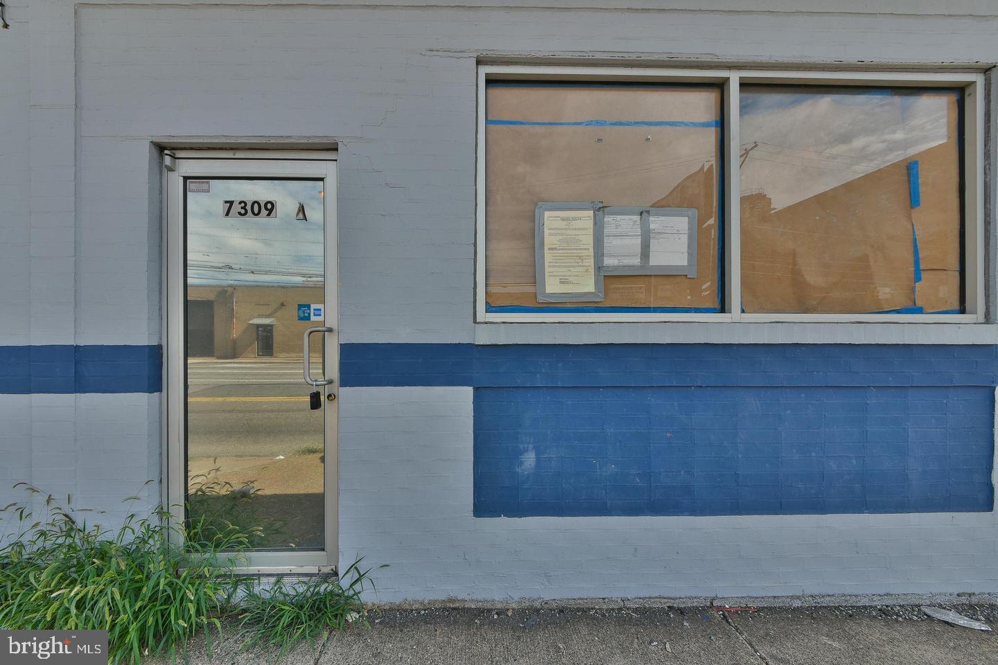 7309-11 STATE RD Property Photo 1
