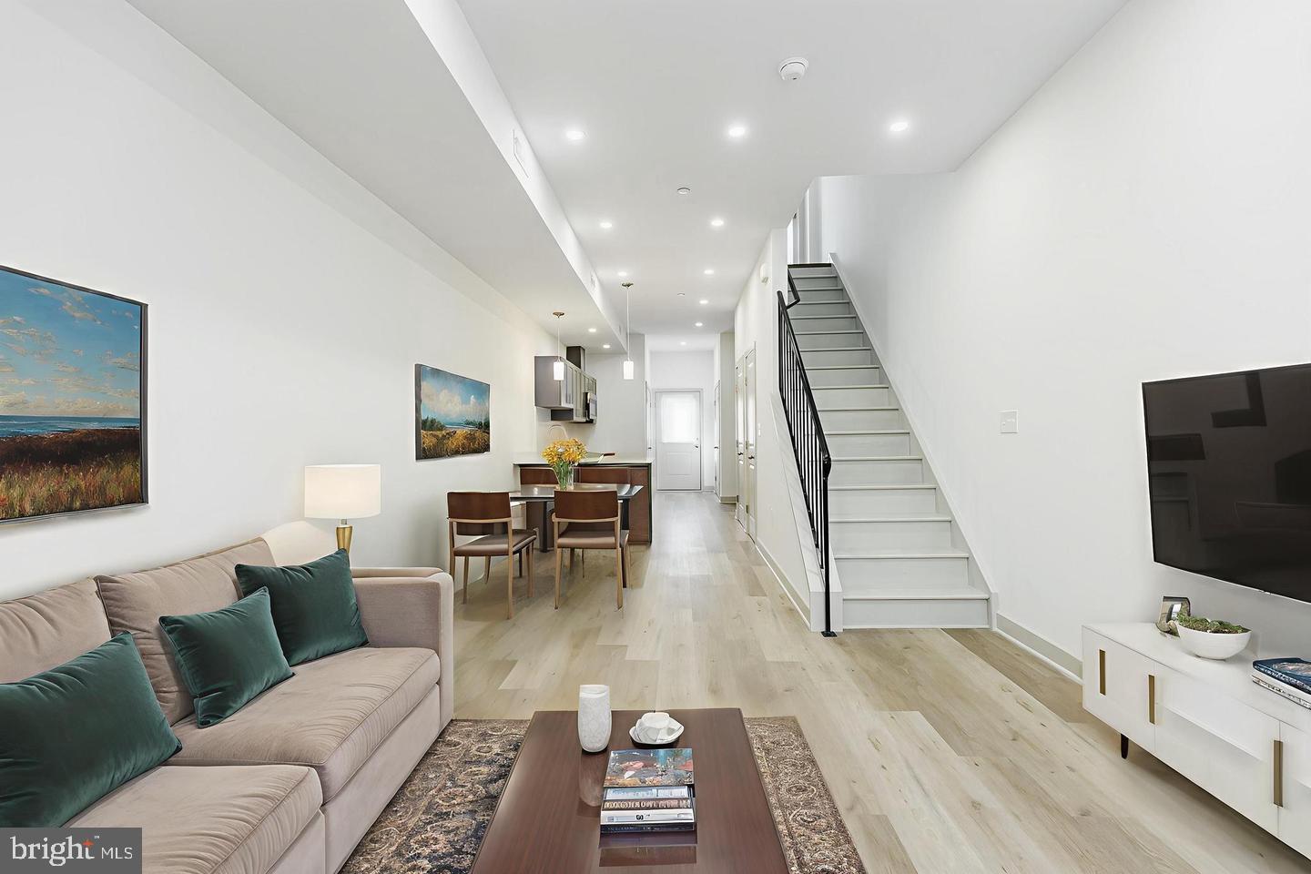 714 N Shedwick St Property Photo 1
