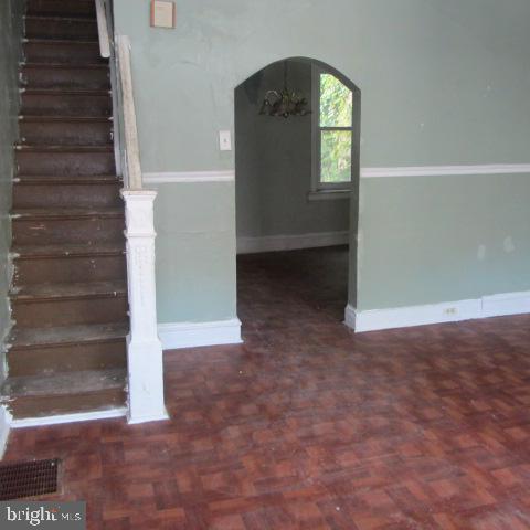 5649 Cherry St Property Photo 2