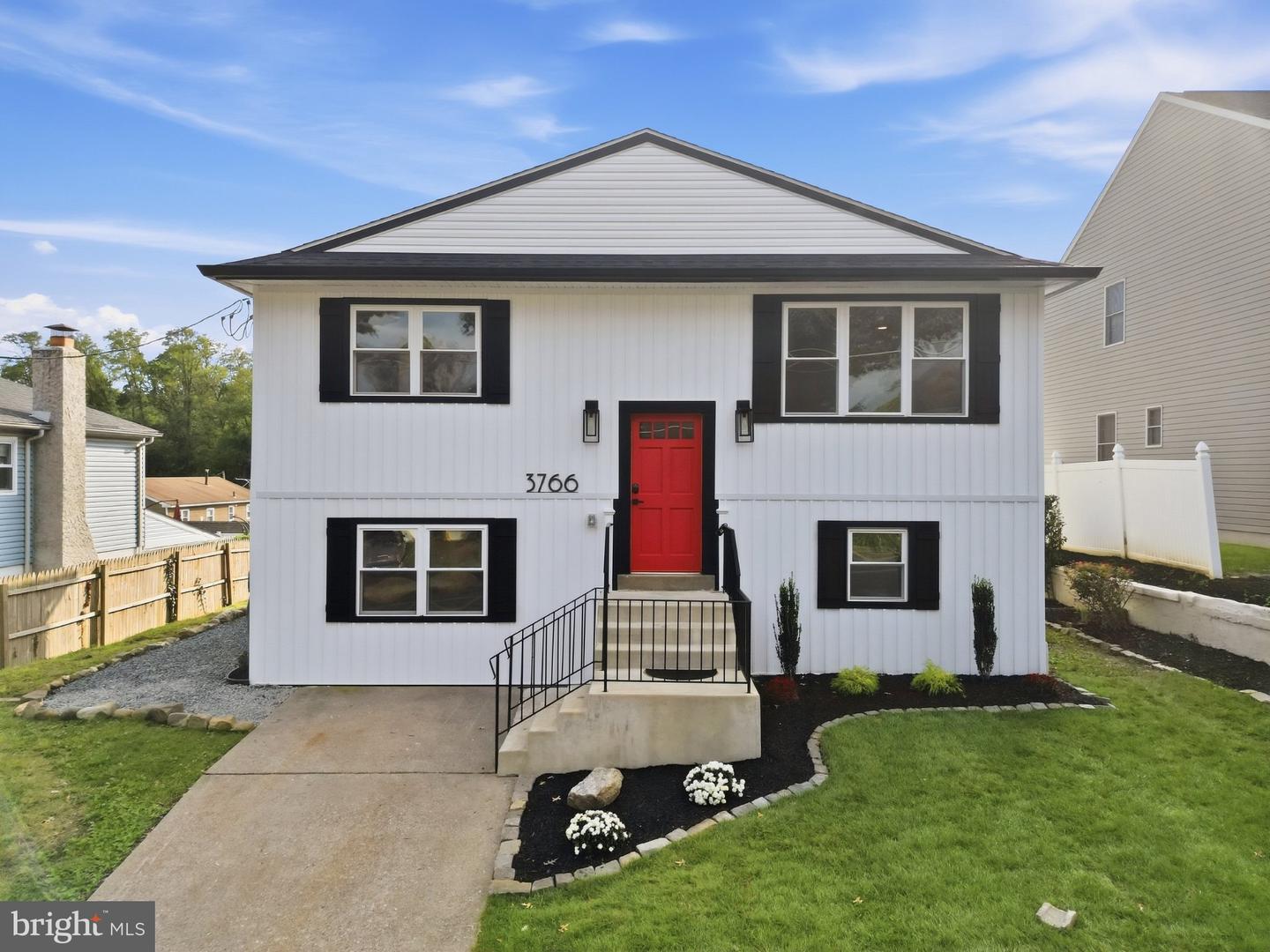 3766 President St Property Photo 1