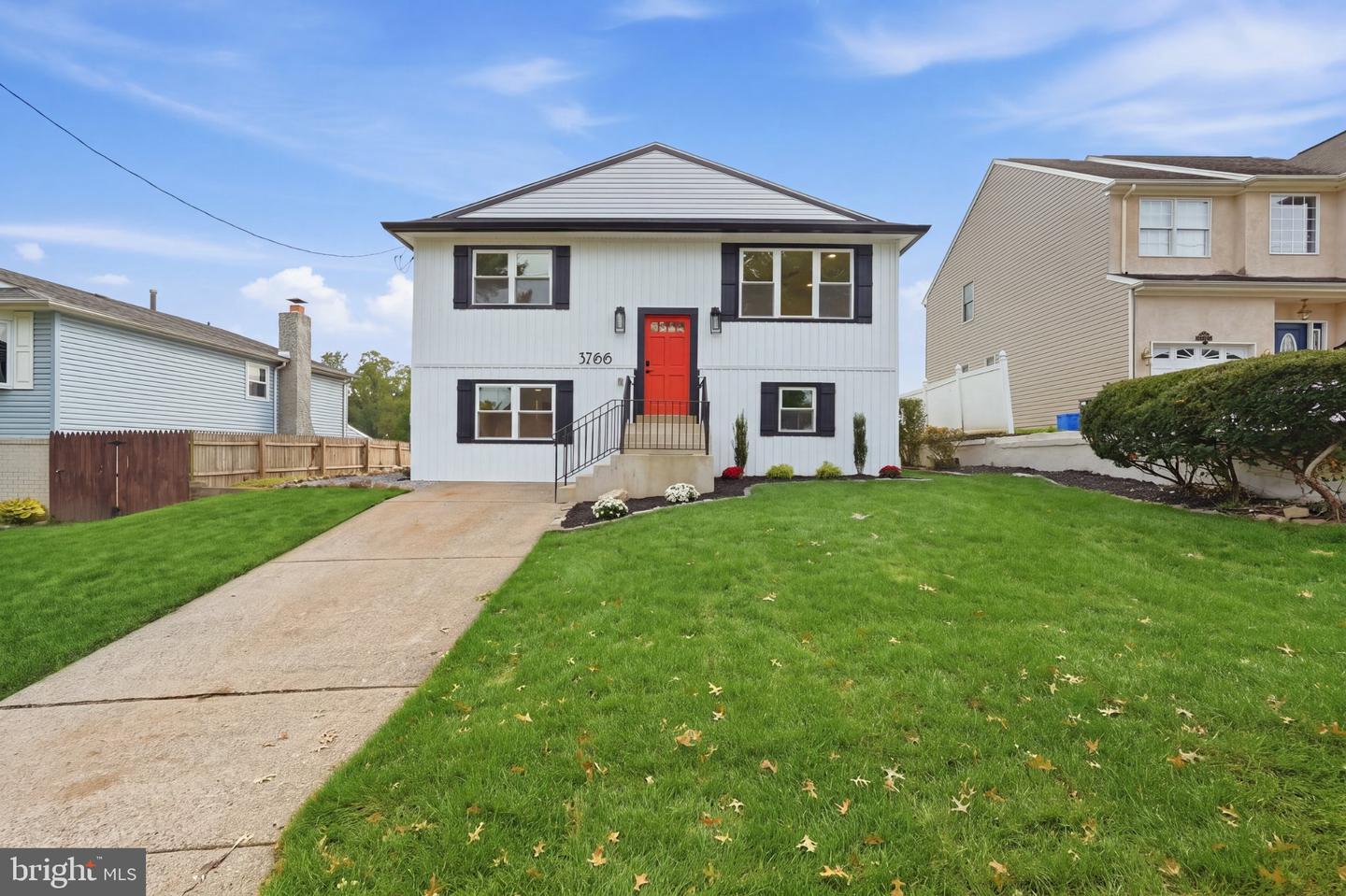 3766 President St Property Photo 3