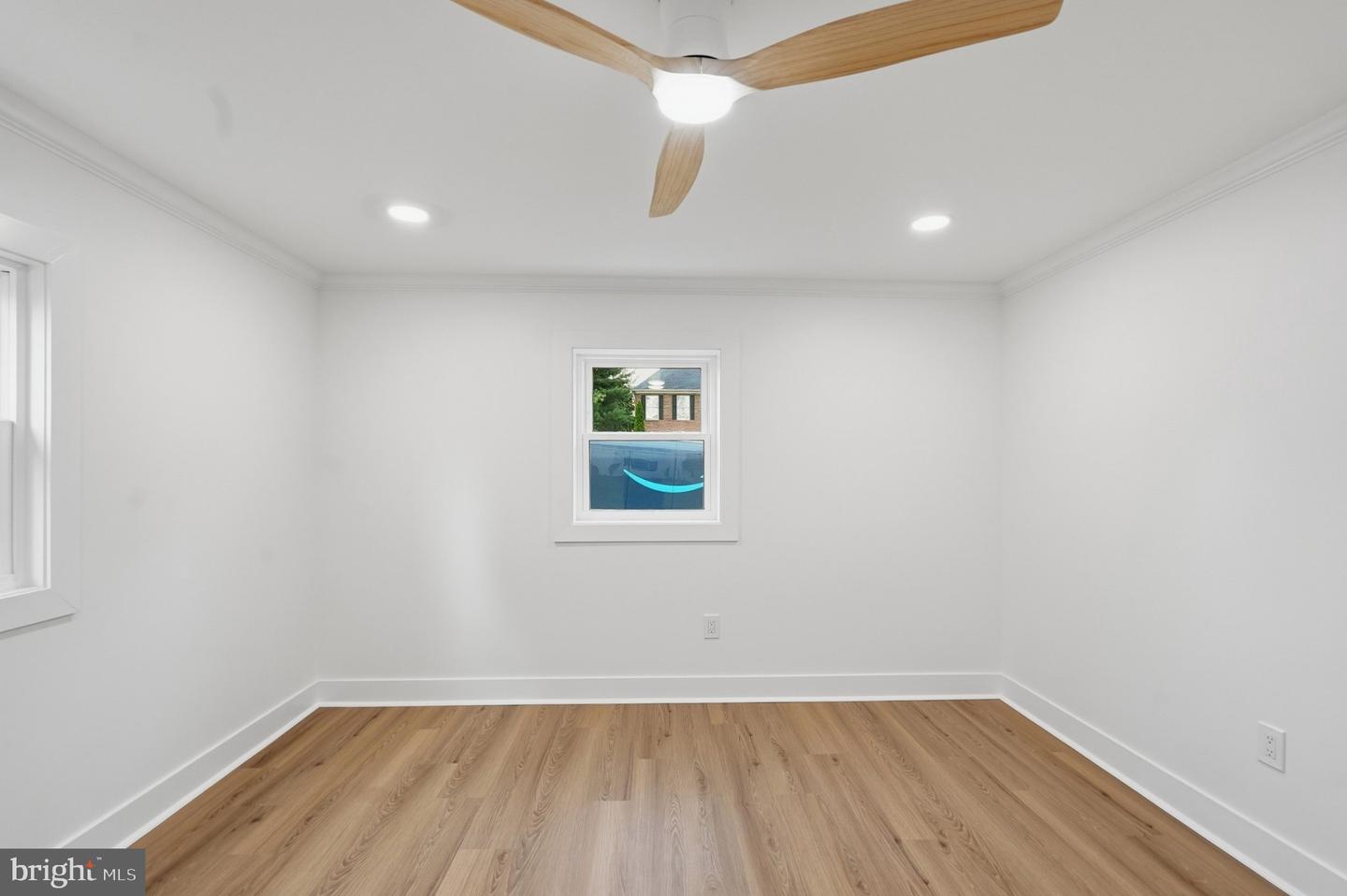 3766 President St Property Photo 42