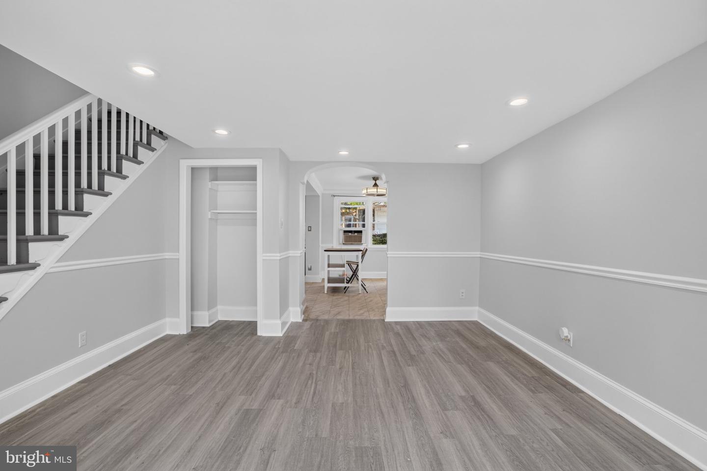 1905 CONLYN ST Property Photo 1