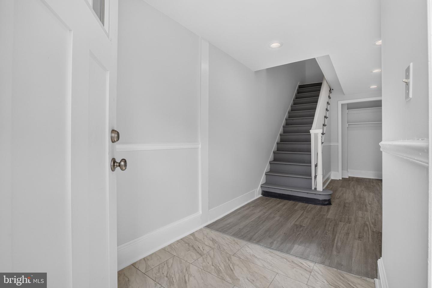 1905 Conlyn St Property Photo 2