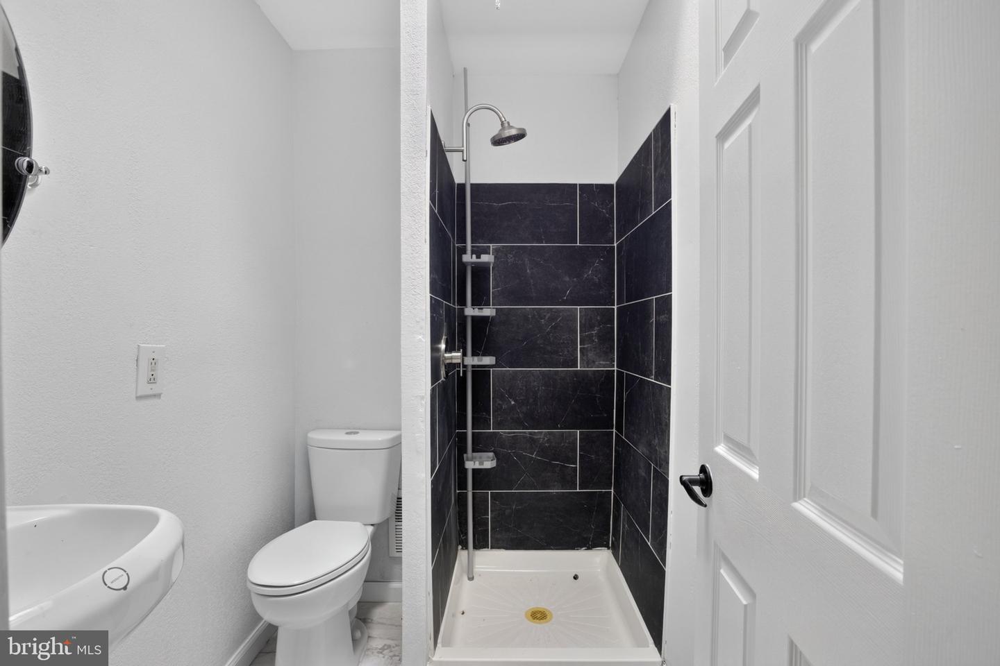 1905 Conlyn St Property Photo 15