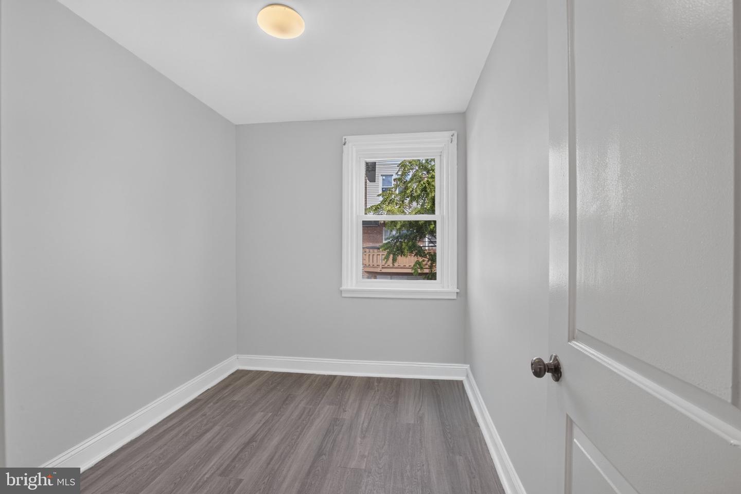 1905 Conlyn St Property Photo 18
