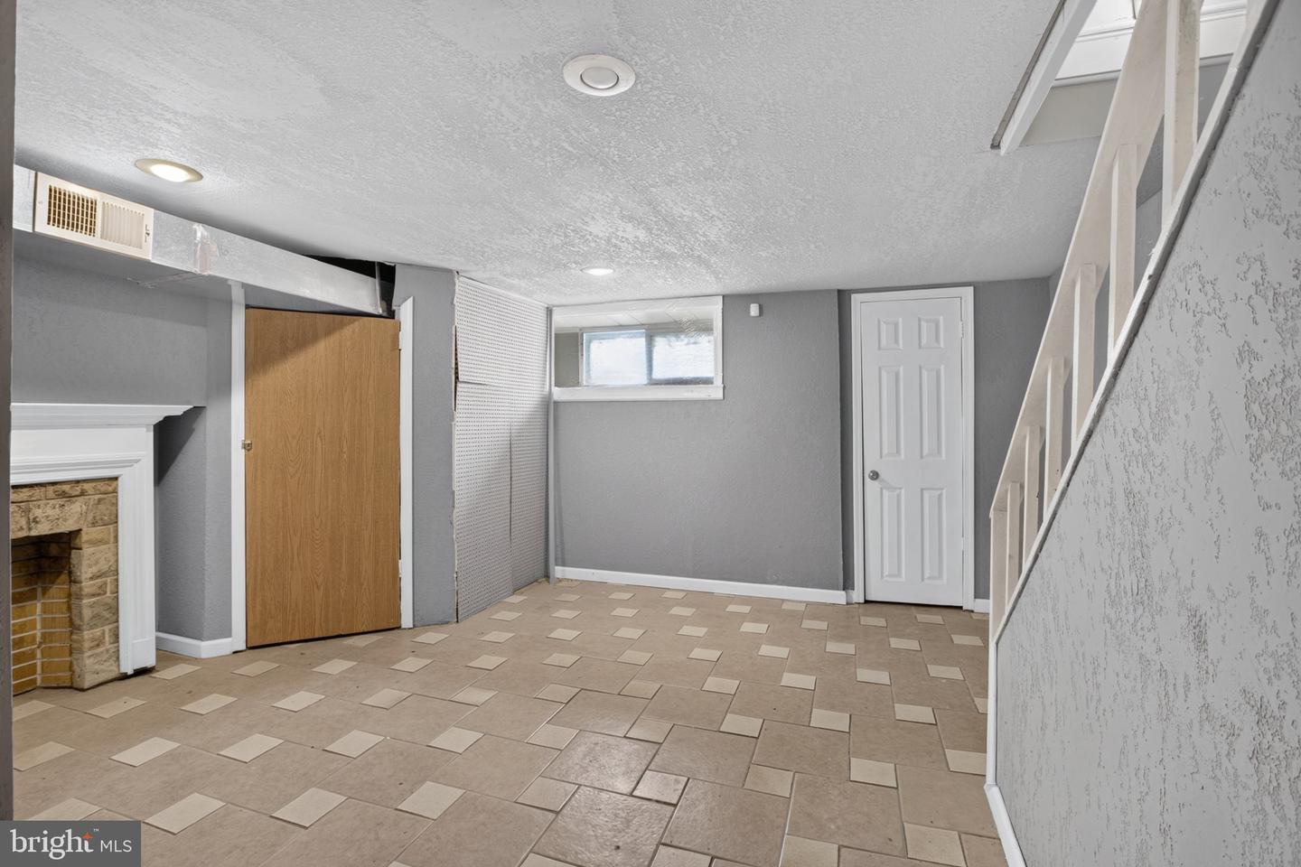 1905 Conlyn St Property Photo 24