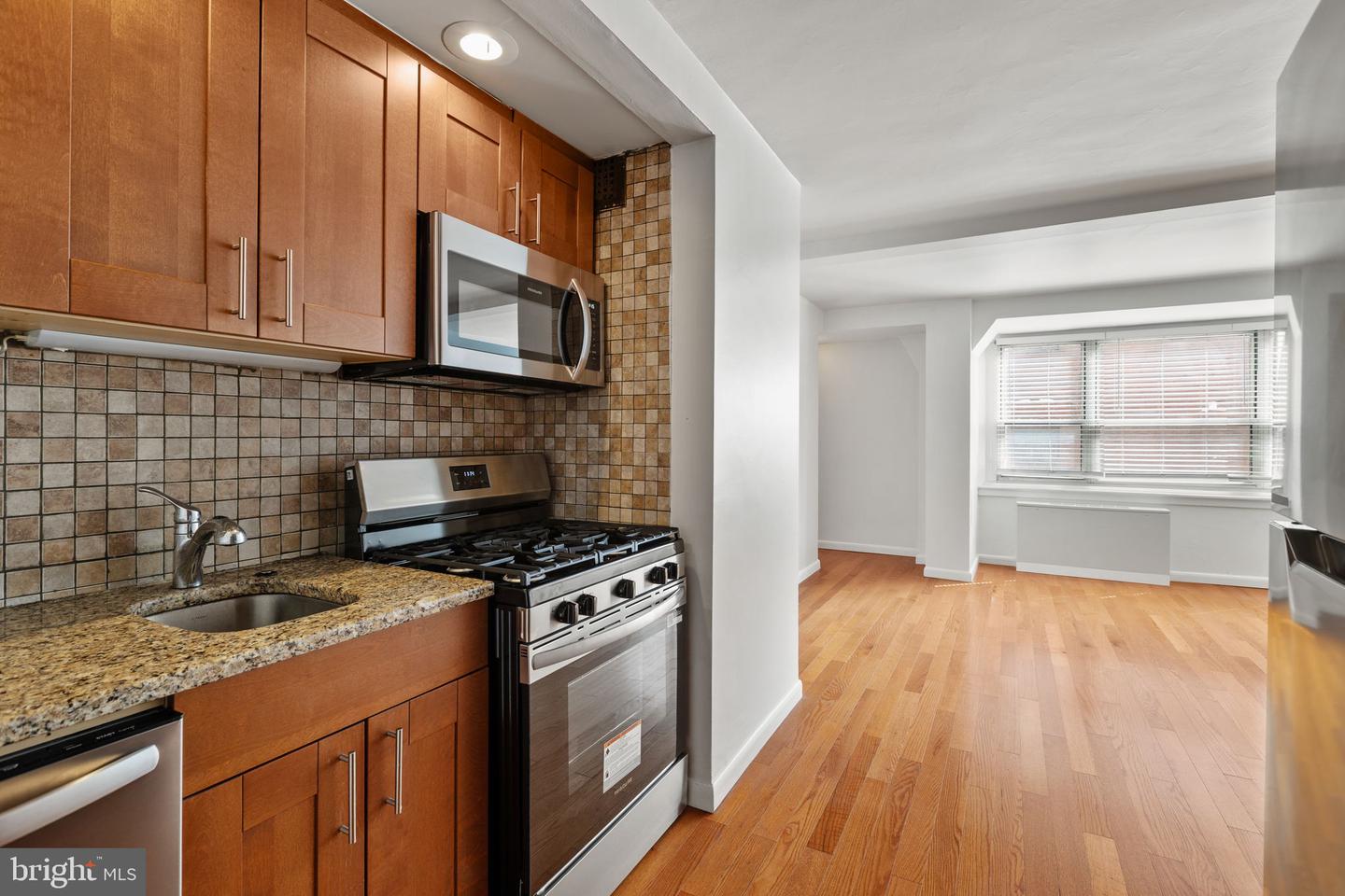 1810 RITTENHOUSE SQ #410 Property Photo 1