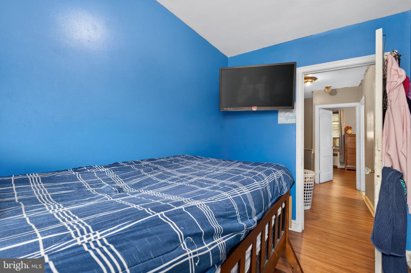 4646 Shelbourne St Property Photo 11