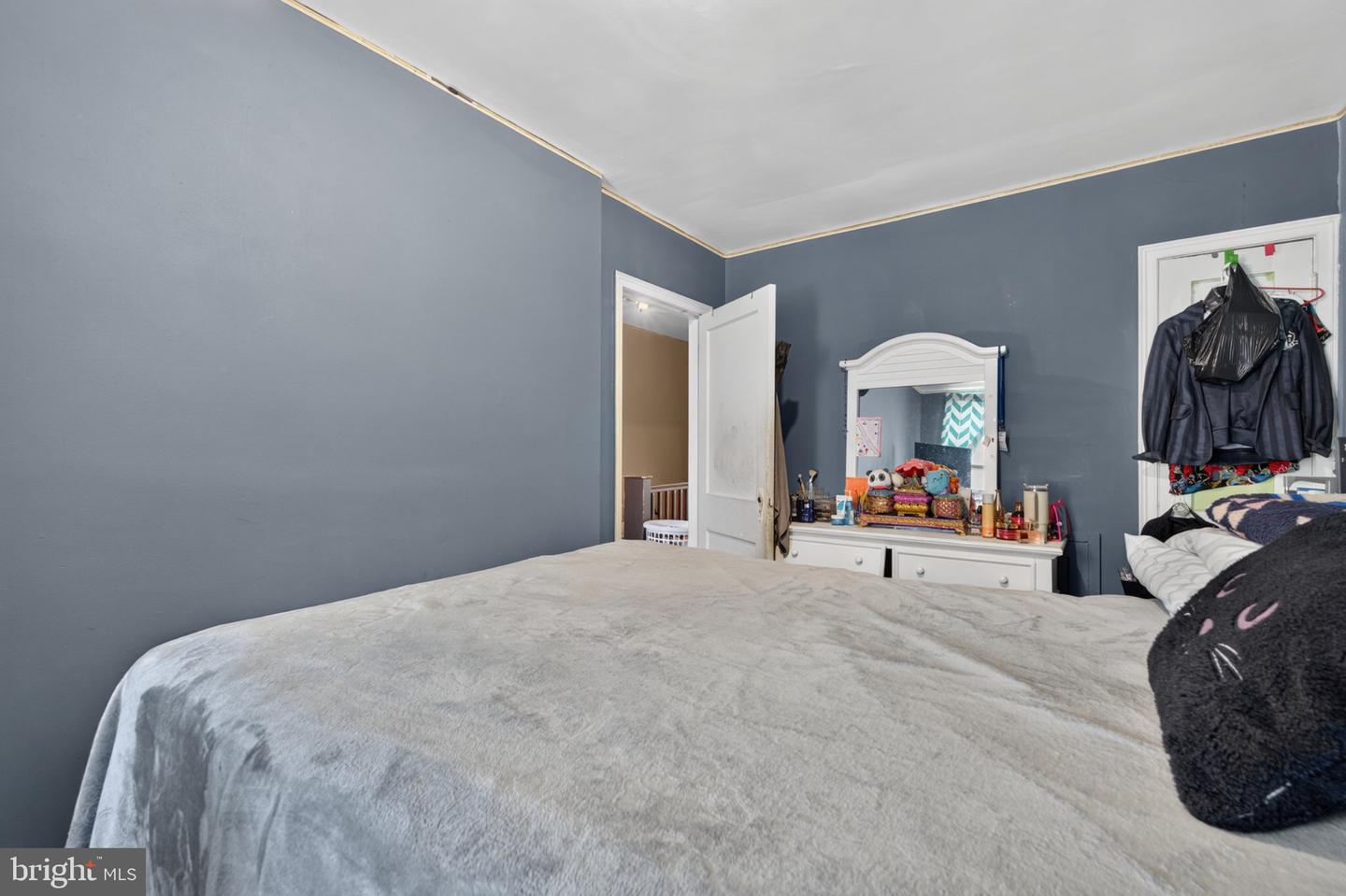 4646 Shelbourne St Property Photo 13