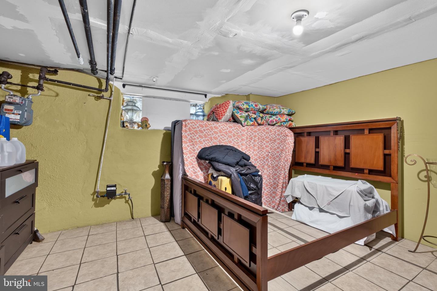 4646 Shelbourne St Property Photo 16