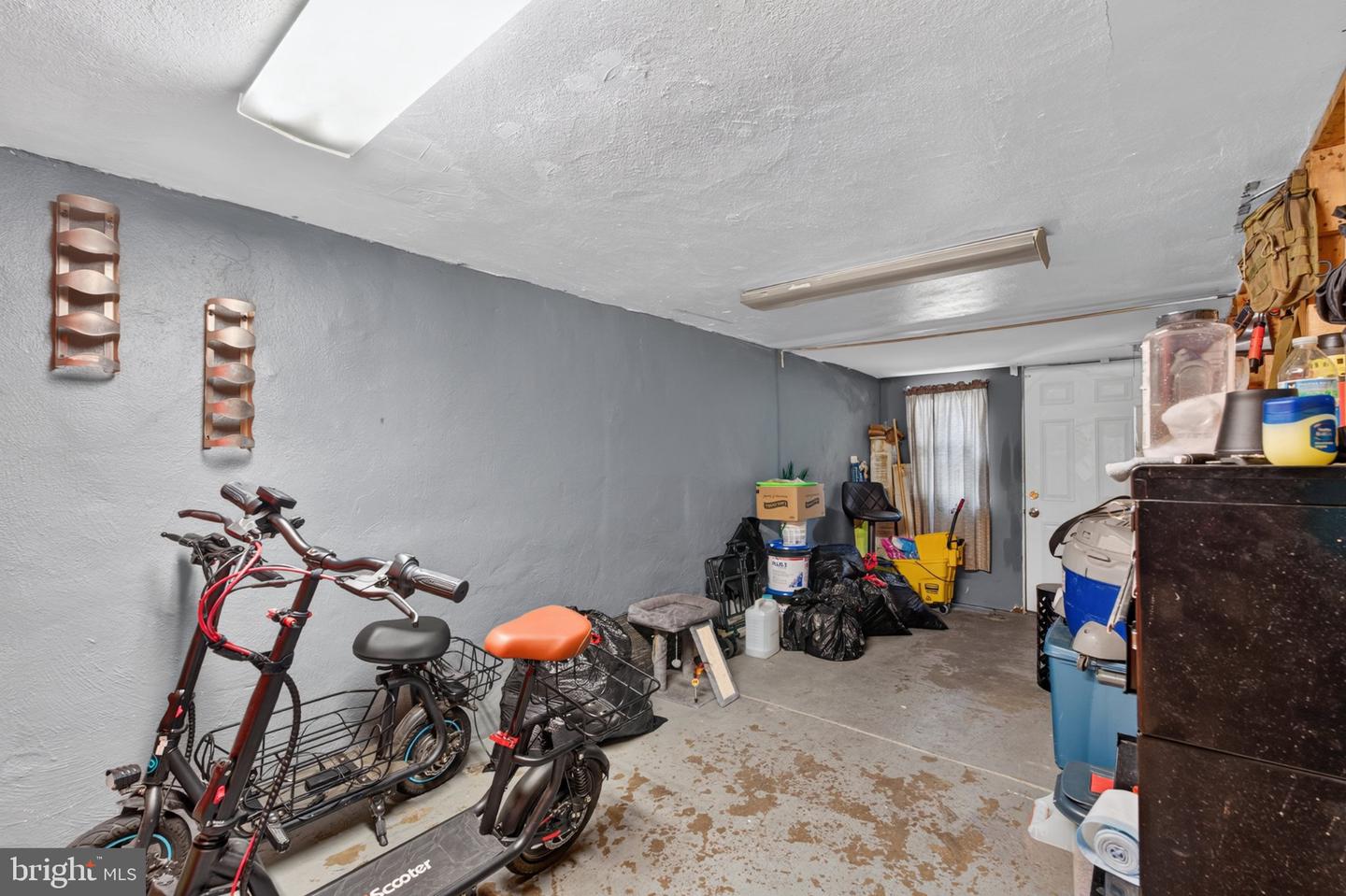 4646 Shelbourne St Property Photo 18