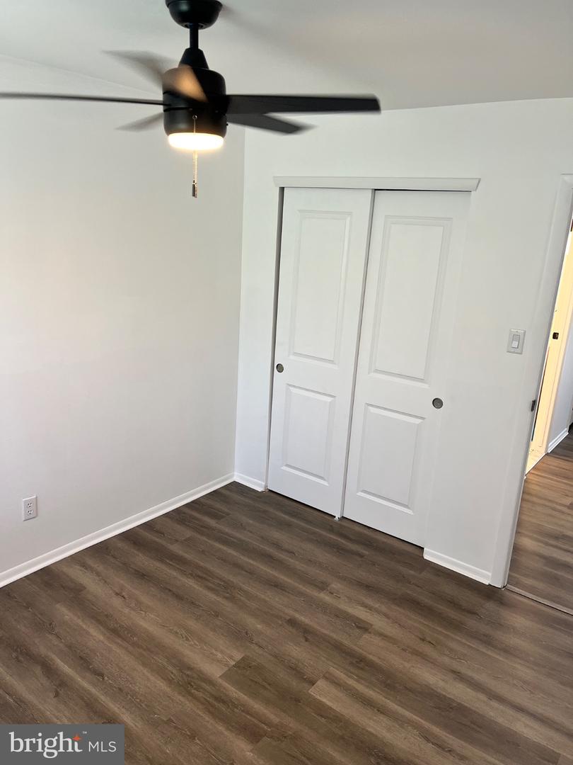 9560 James St #b Property Photo 8
