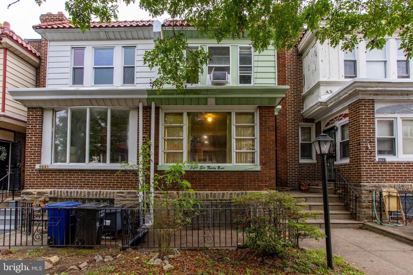 5639 N Uber St Property Photo 2