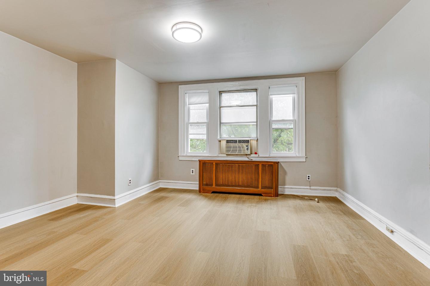 5639 N Uber St Property Photo 15
