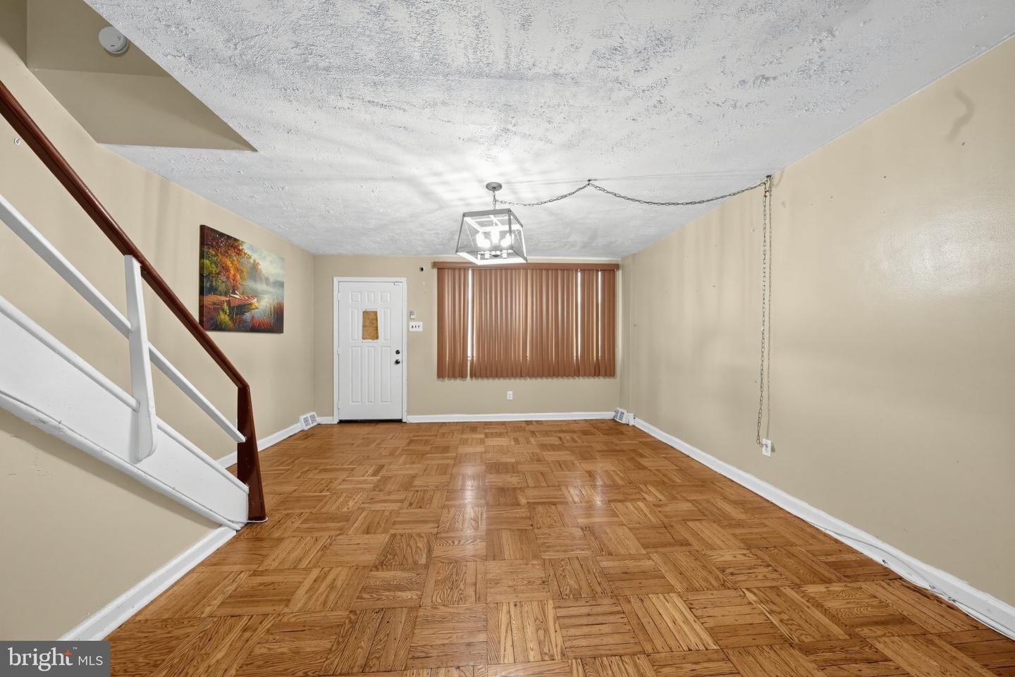 7248 Brous Ave Property Photo 7