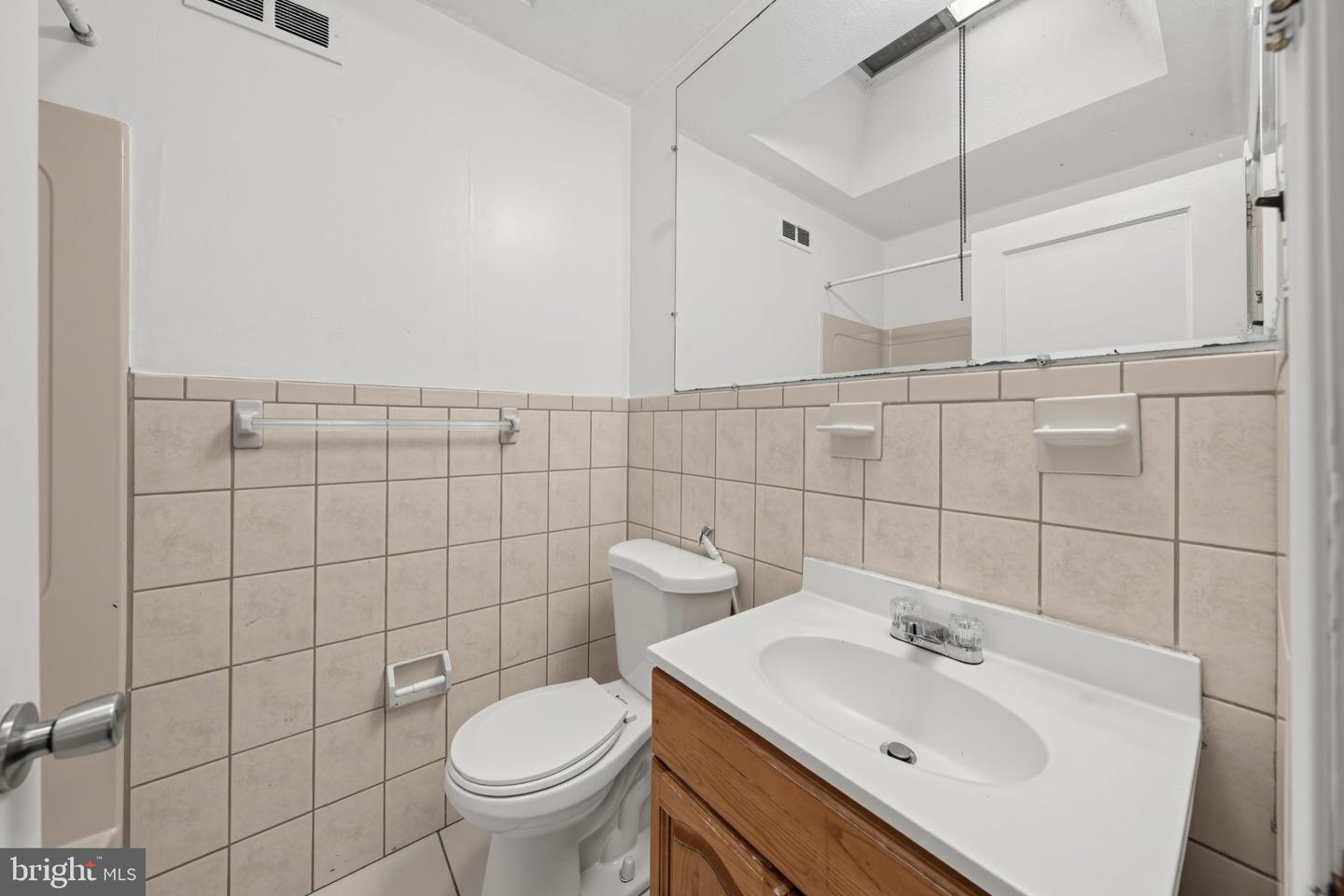 7248 Brous Ave Property Photo 20
