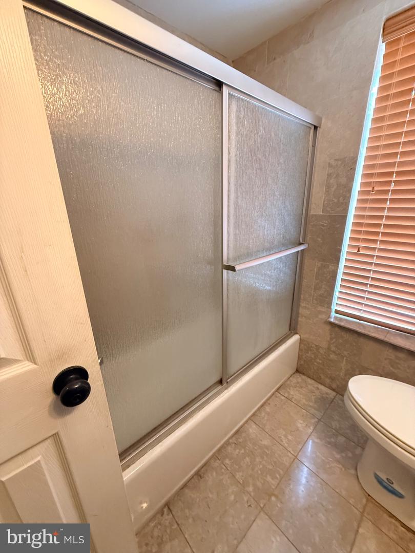 1814 W Master St Property Photo 10