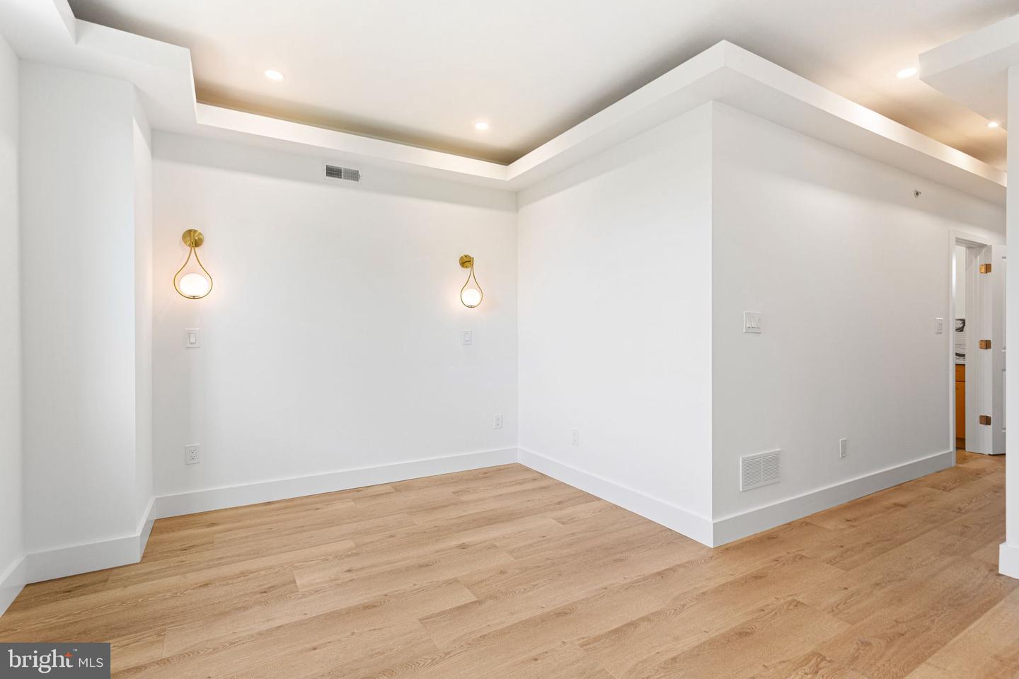 2053 N Orkney St Property Photo 11