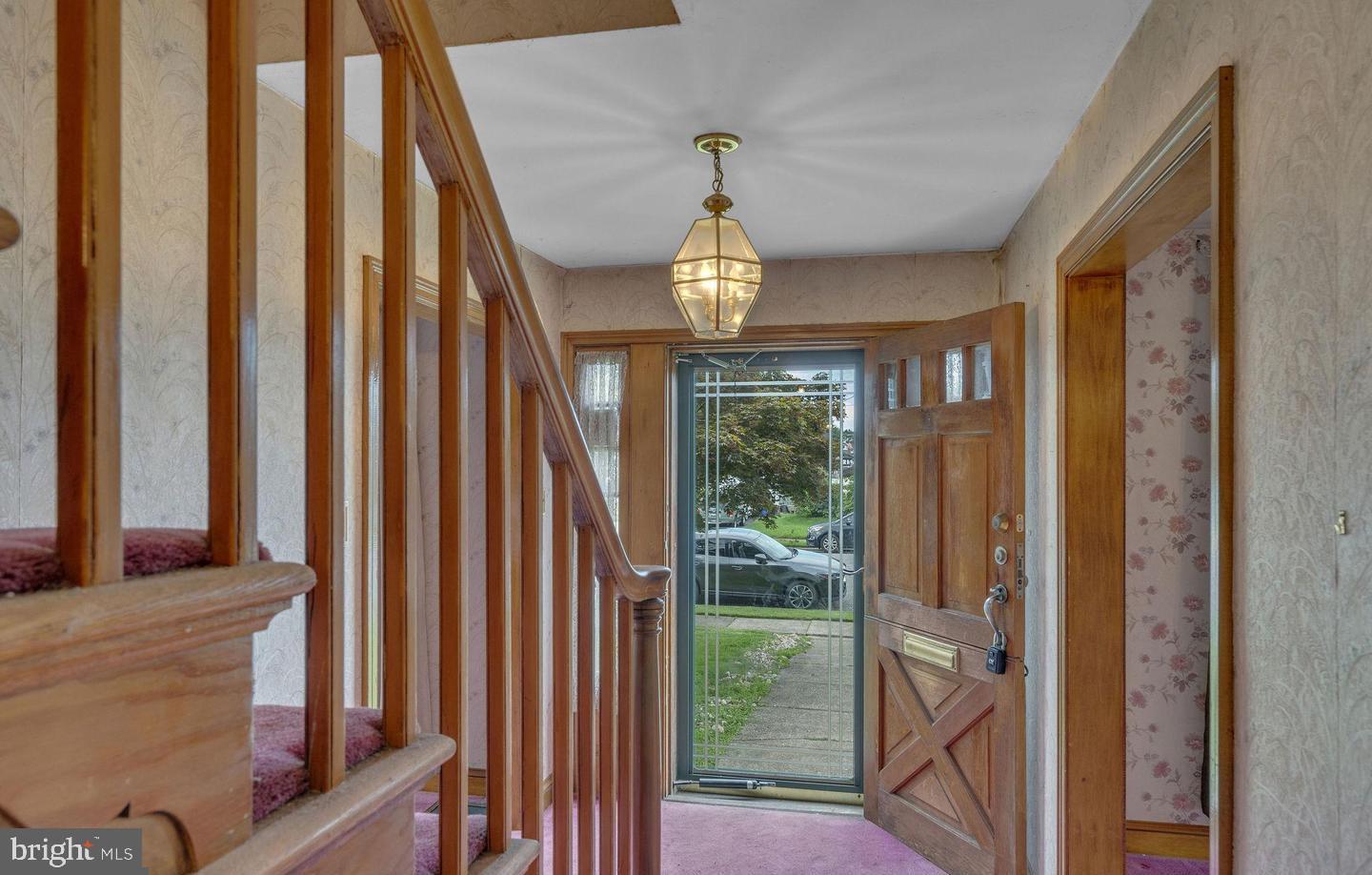 7708 Ferndale St Property Photo 5