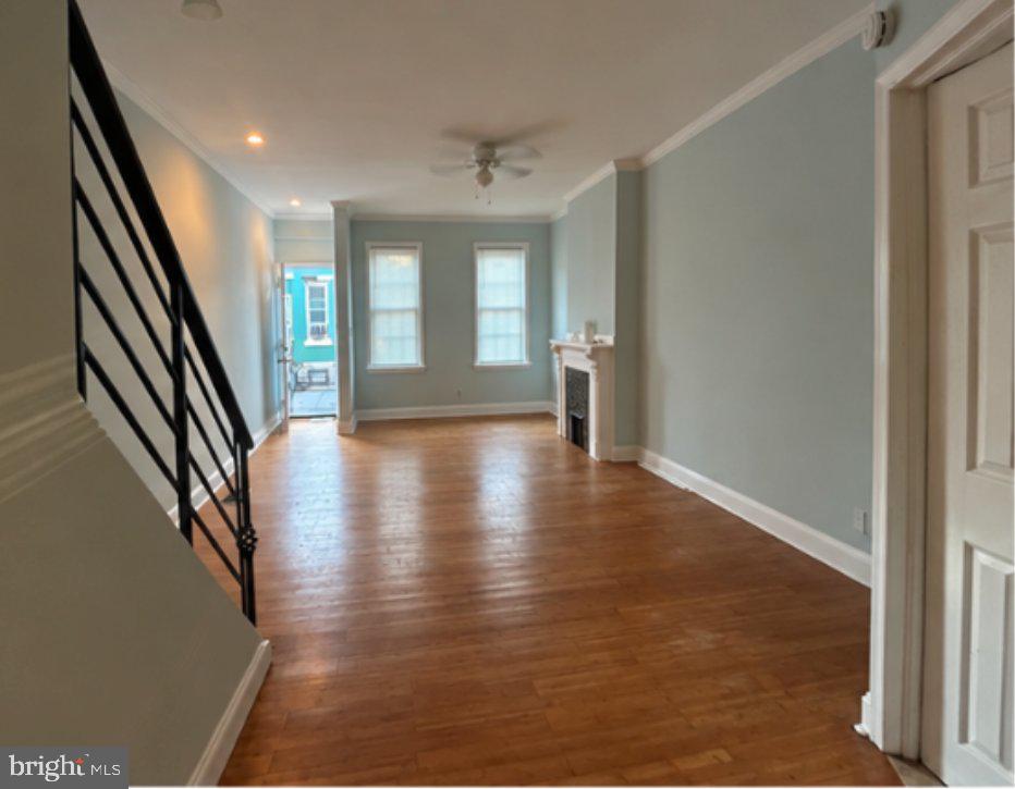 2456 N Chadwick St Property Photo 5