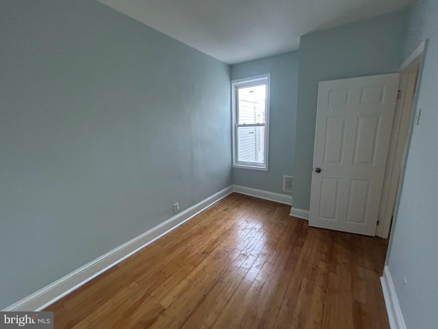 2456 N Chadwick St Property Photo 15
