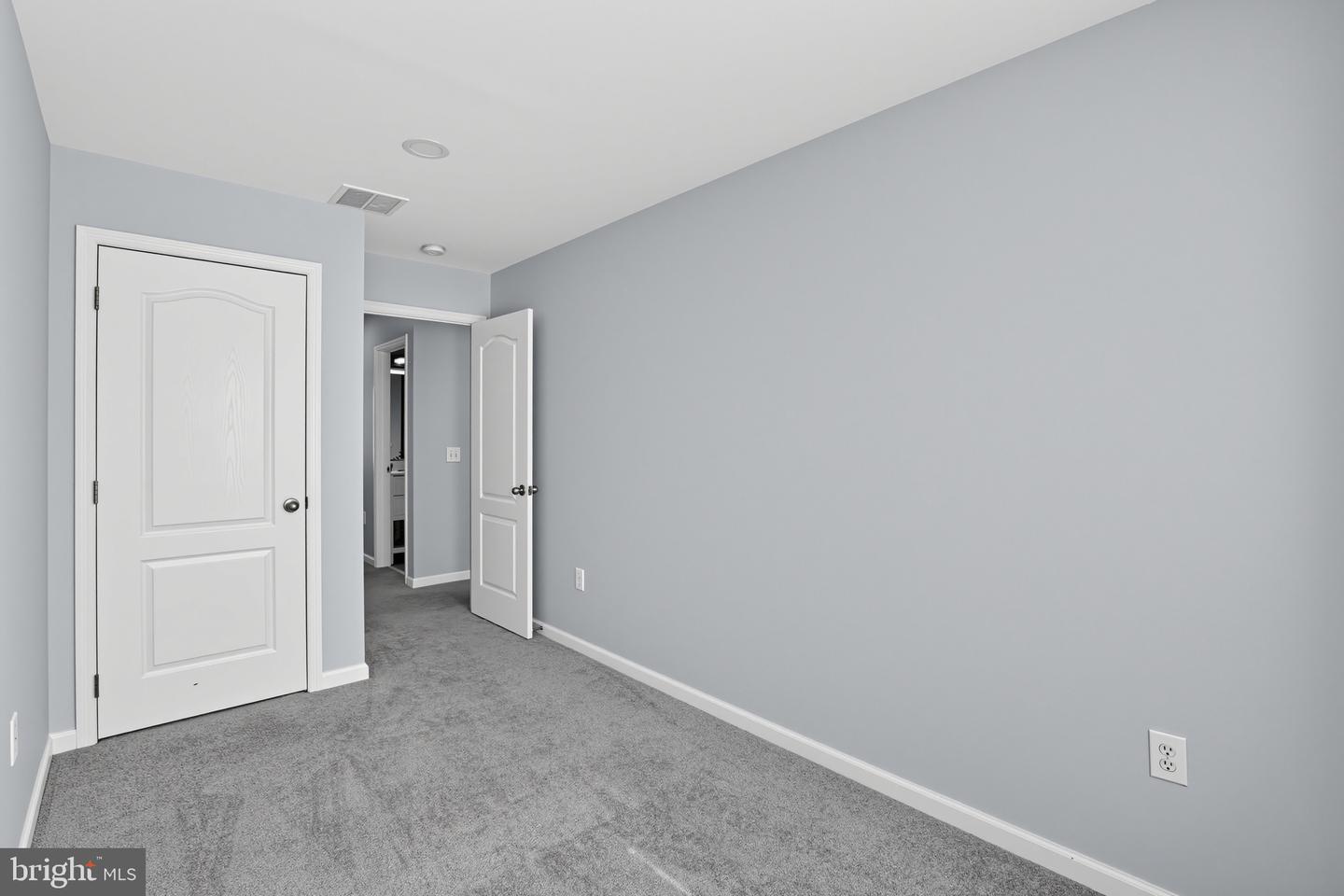3687 Belgrade St Property Photo 24