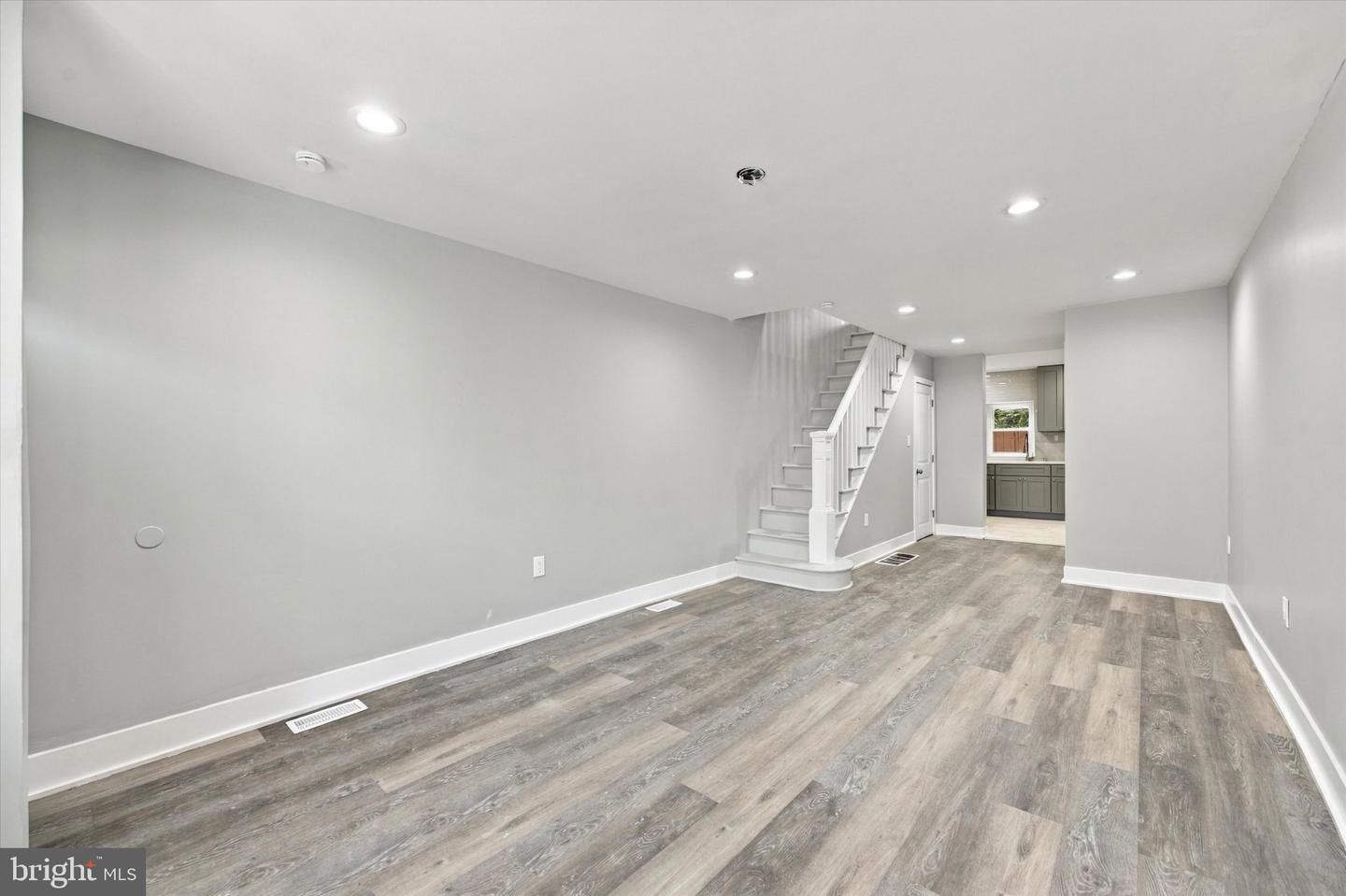 522 Pierce St Property Photo 6