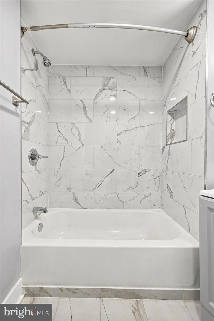 522 Pierce St Property Photo 21