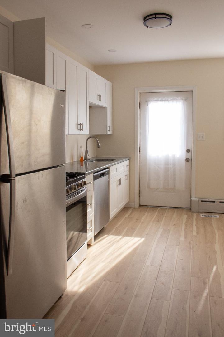 5910 Henry Ave Property Photo 7