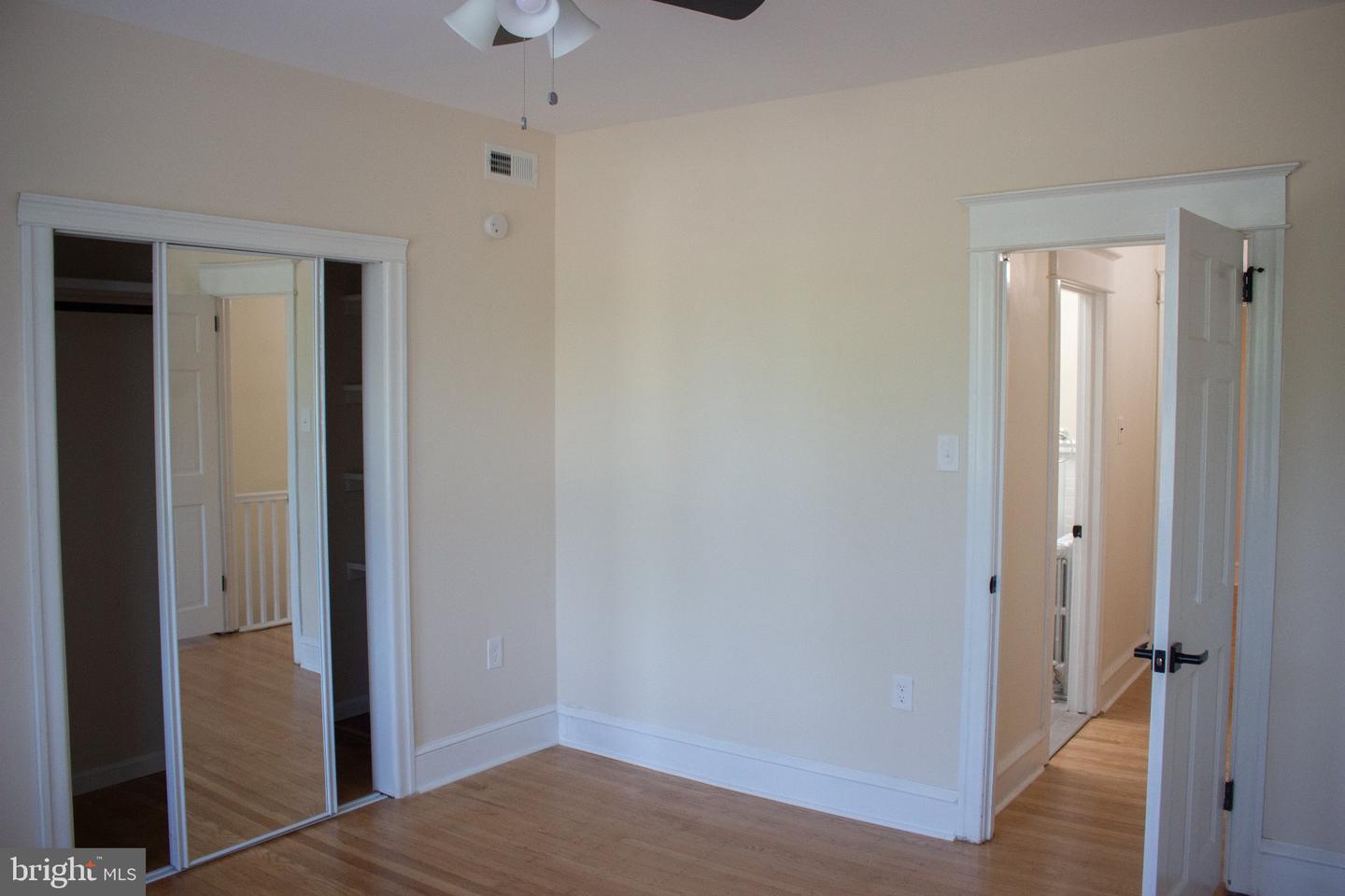 5910 Henry Ave Property Photo 14