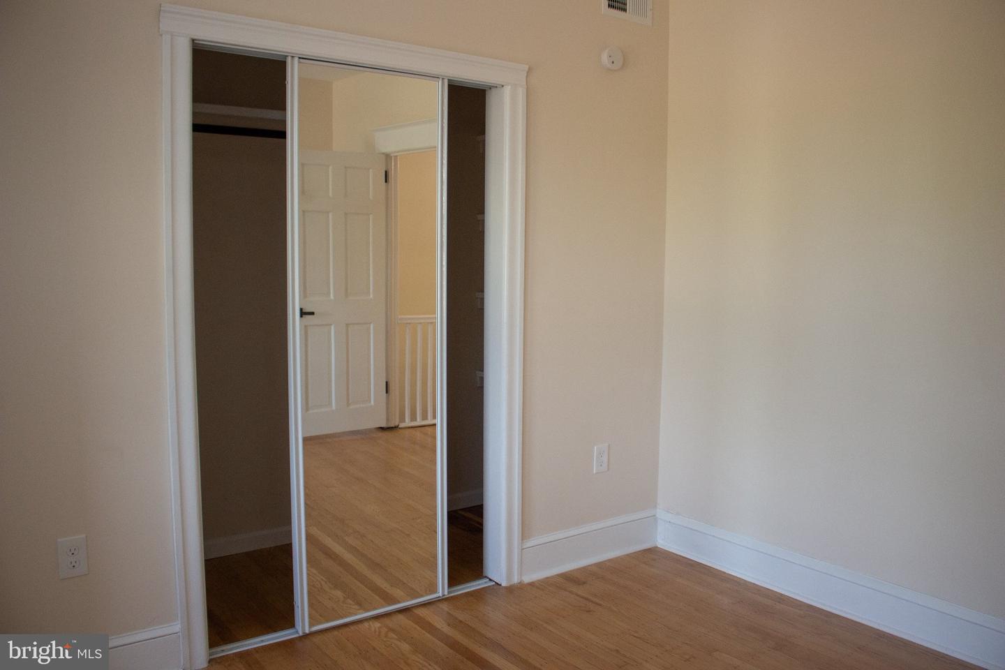 5910 Henry Ave Property Photo 16