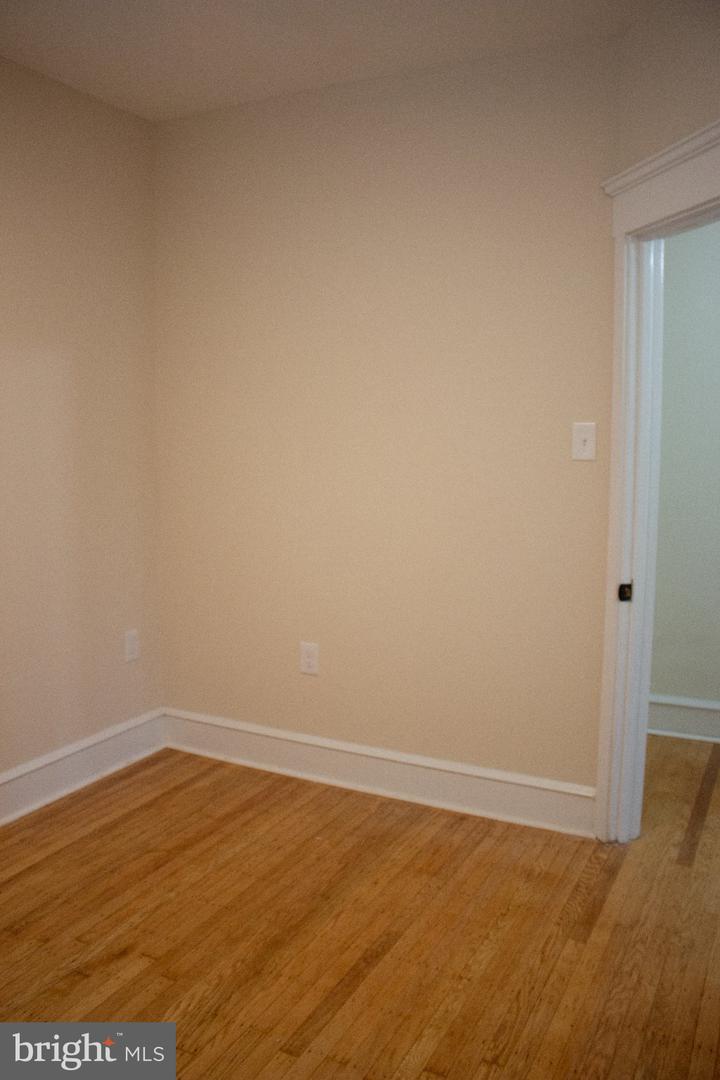 5910 Henry Ave Property Photo 24