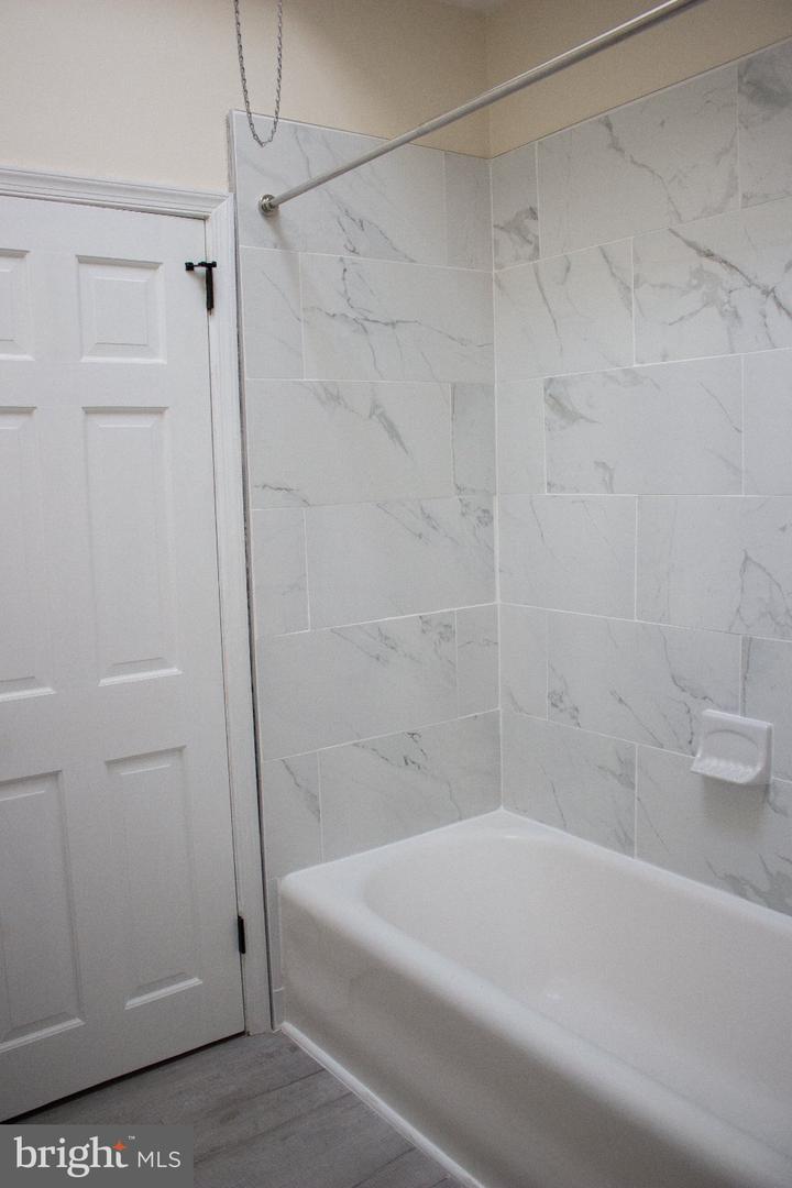 5910 Henry Ave Property Photo 29