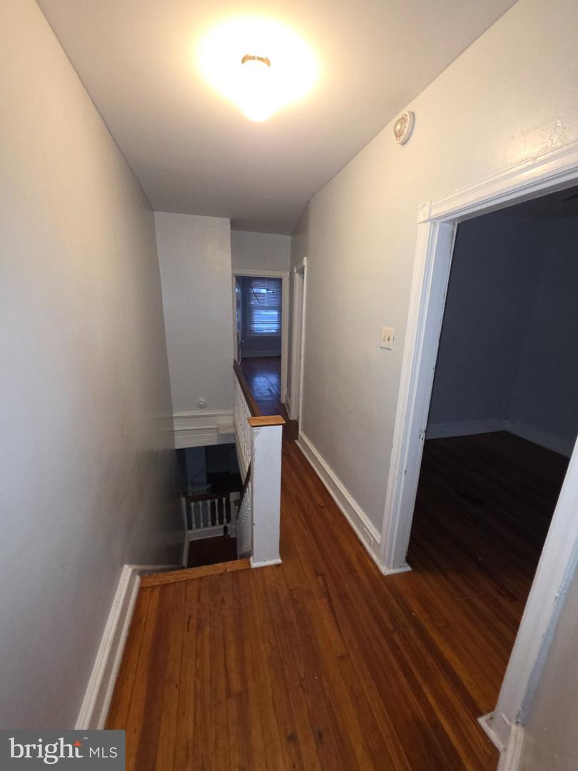 5653 Carpenter St Property Photo 12