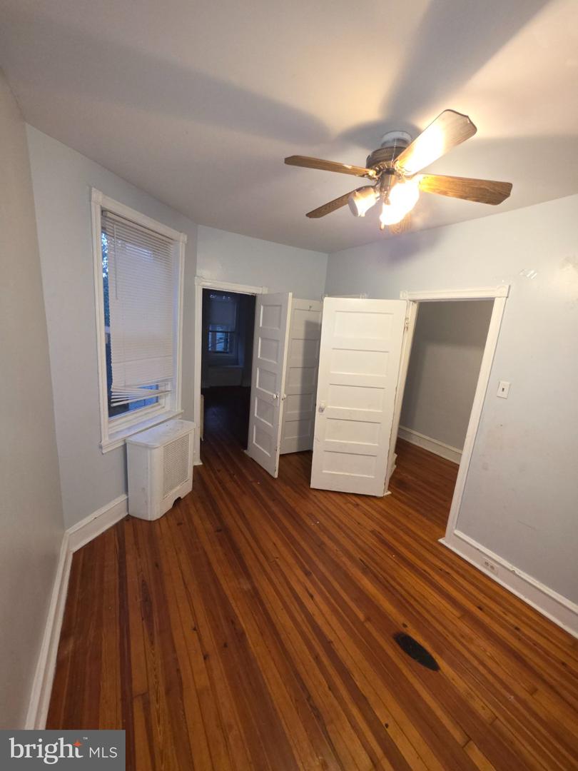 5653 Carpenter St Property Photo 14