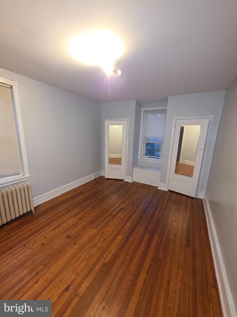 5653 Carpenter St Property Photo 18