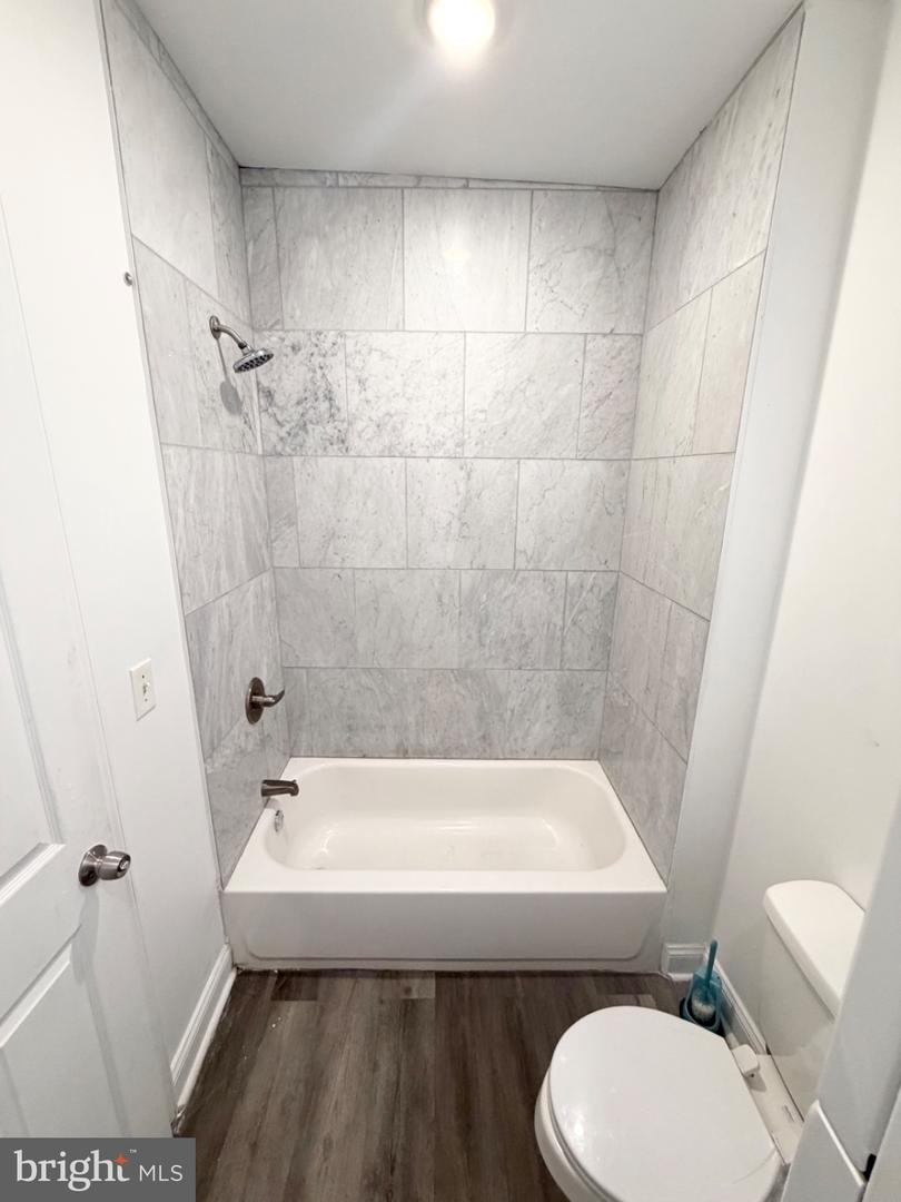 3051 Judson St Property Photo 6